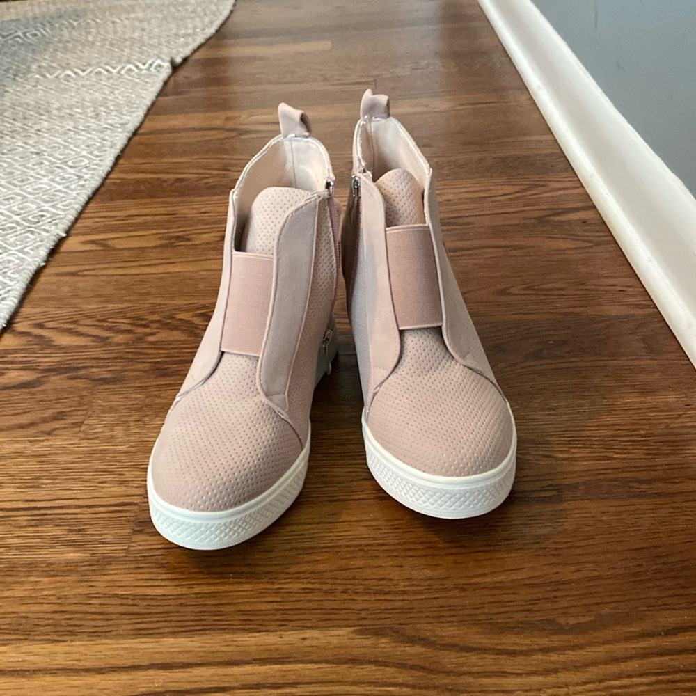 CCOCCI Zoey Platform Wedges
